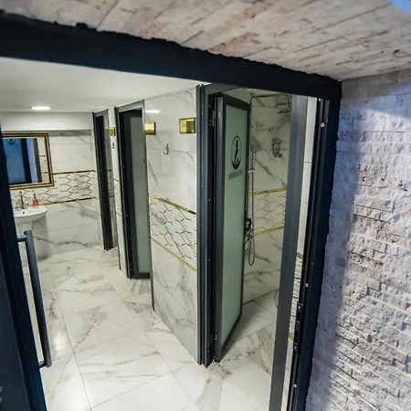 Lion Kizilay Hotel 3*