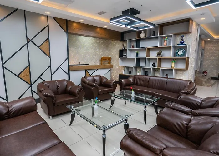 Lion Kizilay فندق 3*